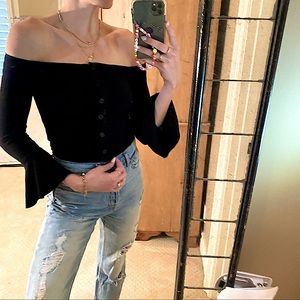 REFORMATION off the shoulder top, black, small